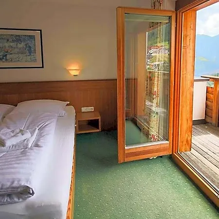 Hotel Tirolerhof - Inklusive Super Sommer Card Serfaus