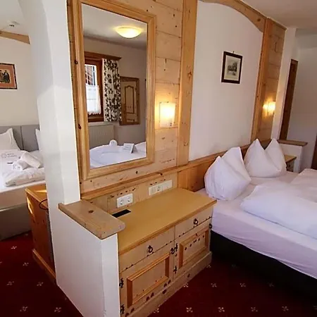 Hotel Tirolerhof - Inklusive Super Sommer Card